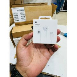 Apple USB-C EarPods