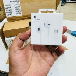 Apple USB-C EarPods