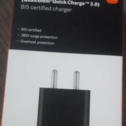 Mi 18W 3A with Detachable Cable Mobile Charger Mi 18W 3A with Detachable Cable Mobile Charger