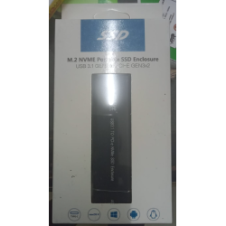SSD M.2 NVME Portable Case USB C Adapter SATA SSD Enclosure SSD M.2 NVME Portable Case USB C Adapter SATA SSD Enclosure