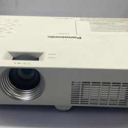 Panasonic PT- LX30H XGA Refurbished|Second Hand|Used|Old Optical Zoom Projector