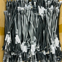 SATA Cable III 6Gbps Straight HDD SDD with Locking SATA Data Cable SATA Cable III 6Gbps Straight HDD SDD with Locking SATA Data Cable