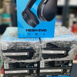Skullcandy Hesh Evo Bluetooth Headset Skullcandy Hesh Evo Bluetooth Headset